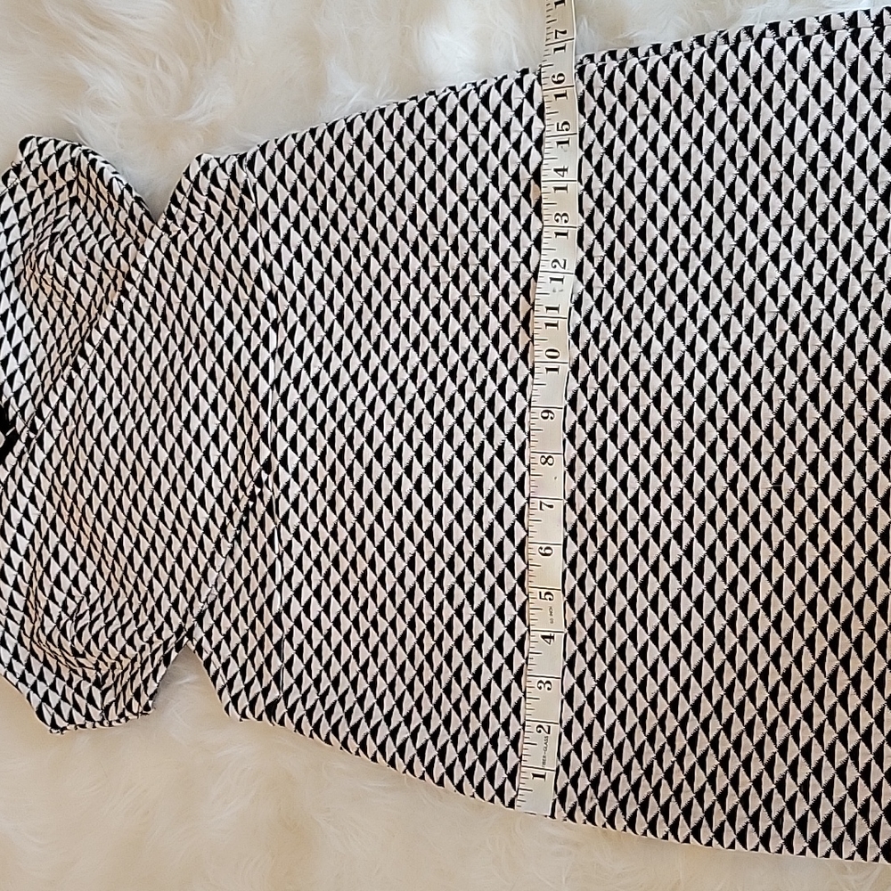 Sexy Geometric Cutout Dress - Picture 8 of 10